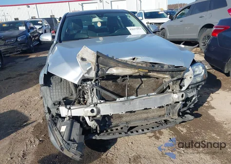 2017 Mercedes-Benz C 300 4Matic/Luxury 4Matic z USA, uszkodzony, nr VIN WDDWF4KB5HR297455